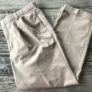 40x32 Dockers Khakis